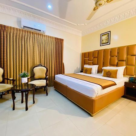 World Inn Hotel カラチ エクステリア 写真